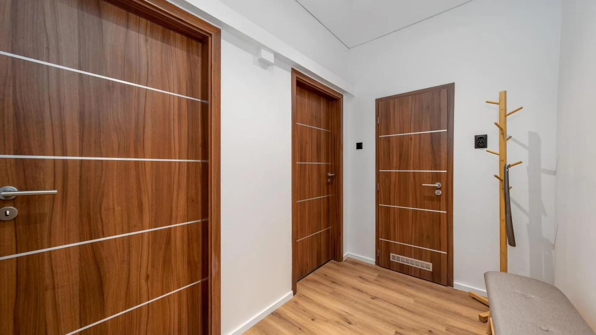 Spacious Flat Near City Center Prague